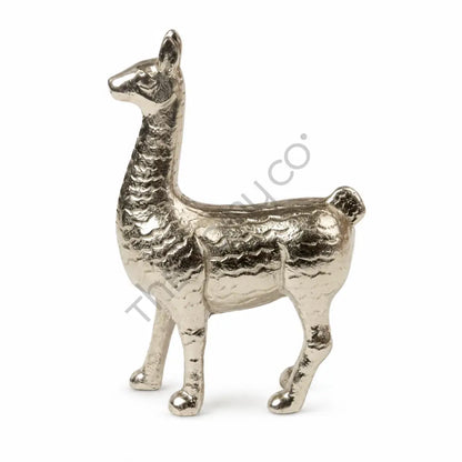 Elegant silver metal deer figurine with modern textured design for tabletop home decor.